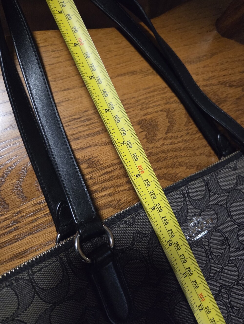 Coach Shoulder Bag - Picture 8 of 9